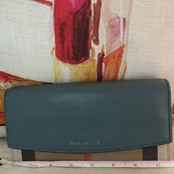 COA⭐️BURBERRY Continental wallet⭐️Smoky green⭐️PERFECT A FOR WALLET ON CHAIN⭐️ - Picture 10 of 12